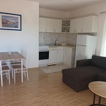 Apartman Nina 보디체 외부 사진