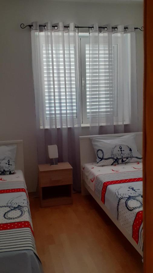 Apartman Nina 보디체 외부 사진